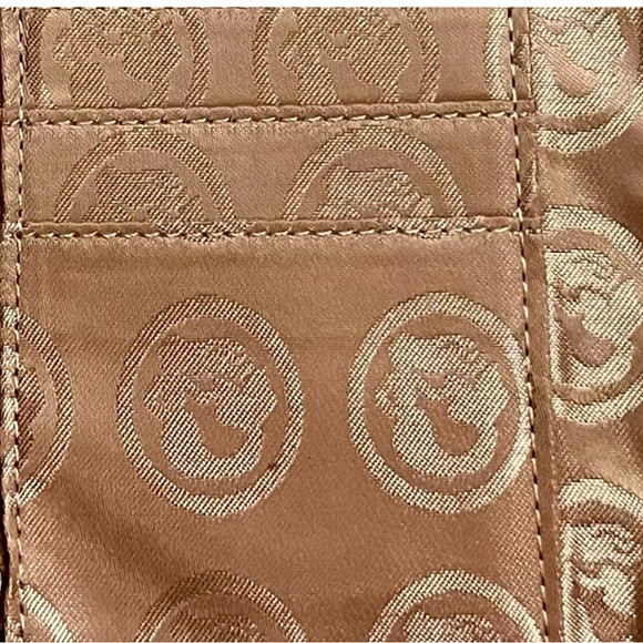 NEW | Women’s Spartina 449 Black Quilted Tri-Fold Leather Long Wallet Gold Trim - Picture 2 of 10